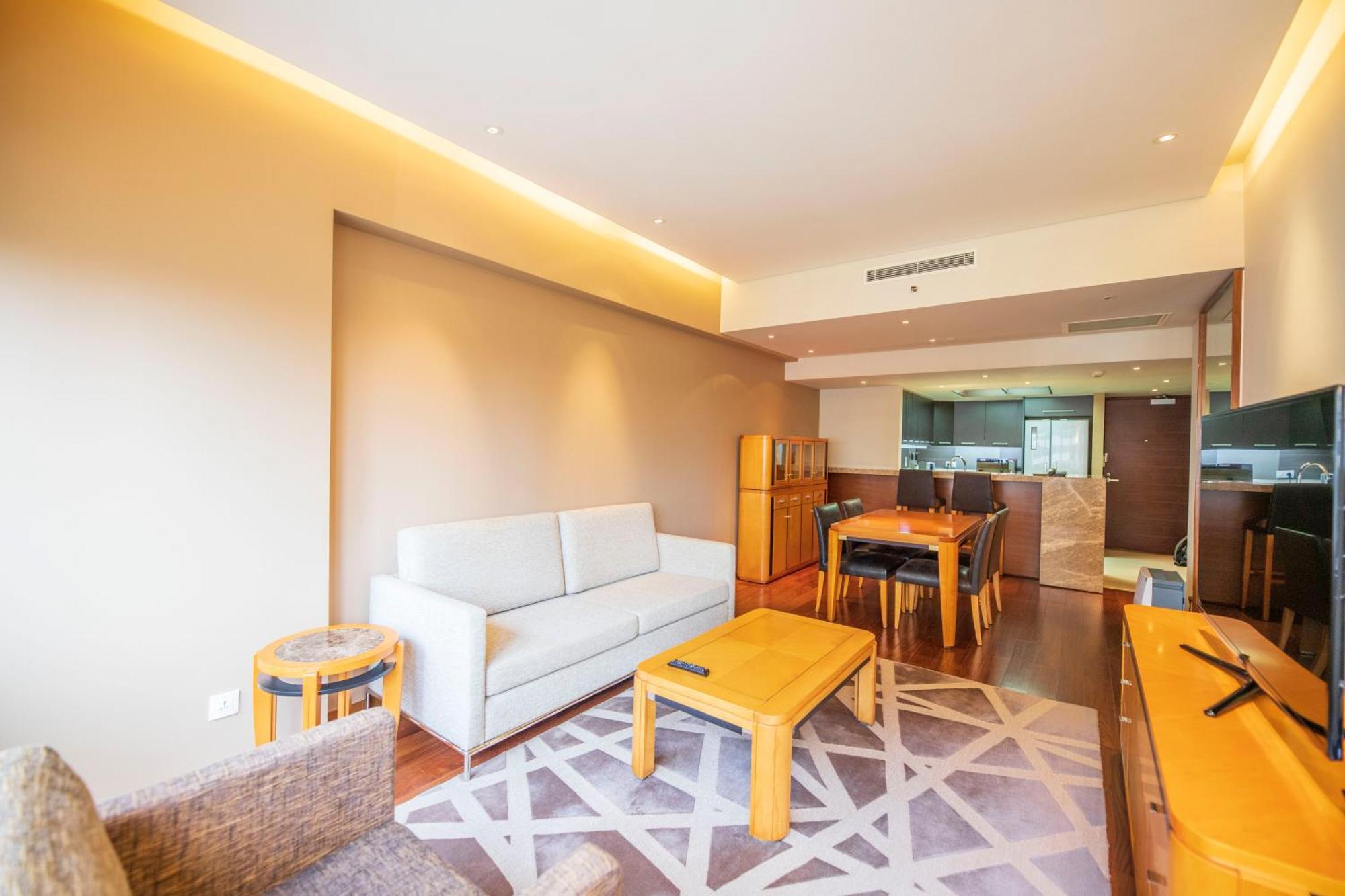 เซี่ยงไฮ้ เซ็นเตอร์ เซอร์วิซ อพาร์ตเมนต์ Aparthotel ภายนอก รูปภาพ